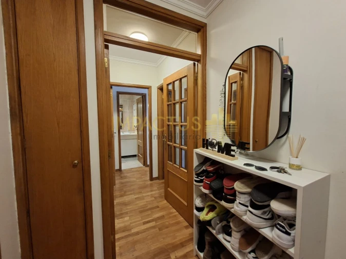 Apartamento T2 para Venda em Cidade da Maia Foto 11