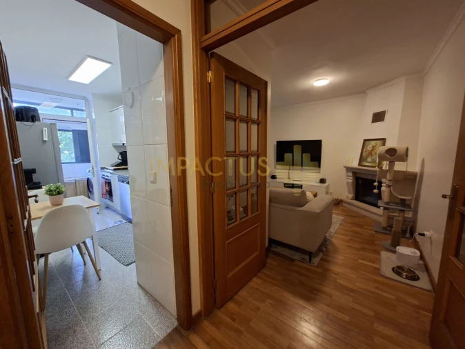 Apartamento T2 para Venda em Cidade da Maia Foto 6