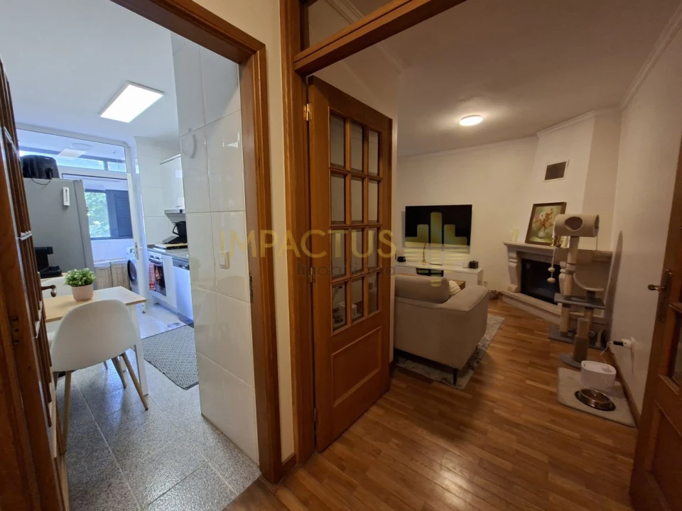 Apartamento T2 para Venda em Cidade da Maia Foto 6