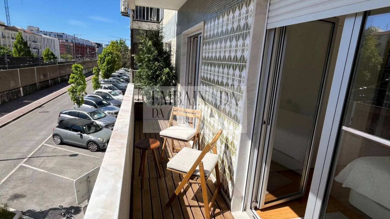 Apartamento T2 para Venda em Alvalade Foto 16