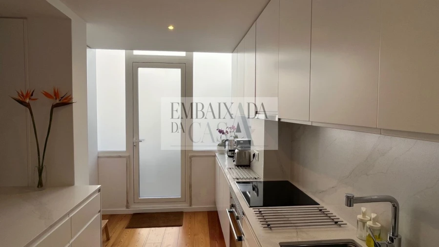 Apartamento T2 para Venda em Alvalade Foto 9