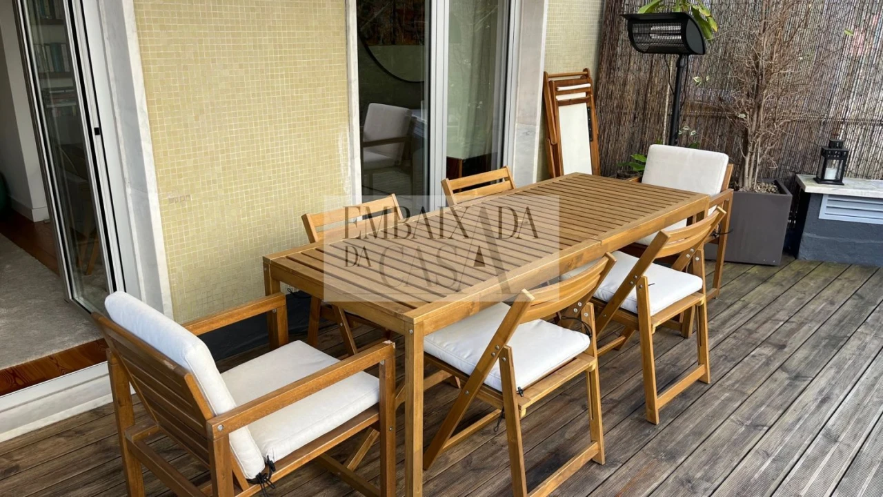 Apartamento T2 para Venda em Alvalade Foto 13