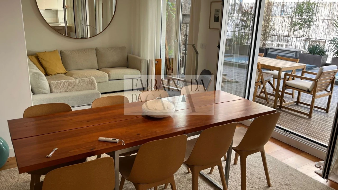 Apartamento T2 para Venda em Alvalade Foto 2