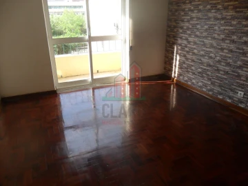 Apartamento T2 para Venda em Sé Nova, Santa Cruz, Almedina e São Bartolomeu