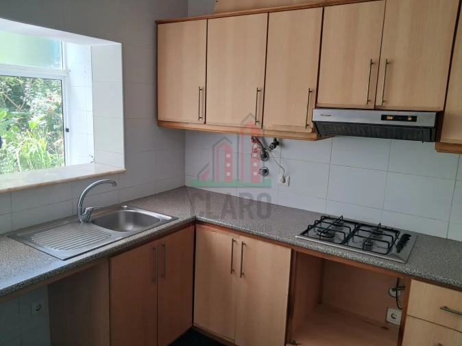 Apartamento T2 para Venda em Sé Nova, Santa Cruz, Almedina e São Bartolomeu Foto 22