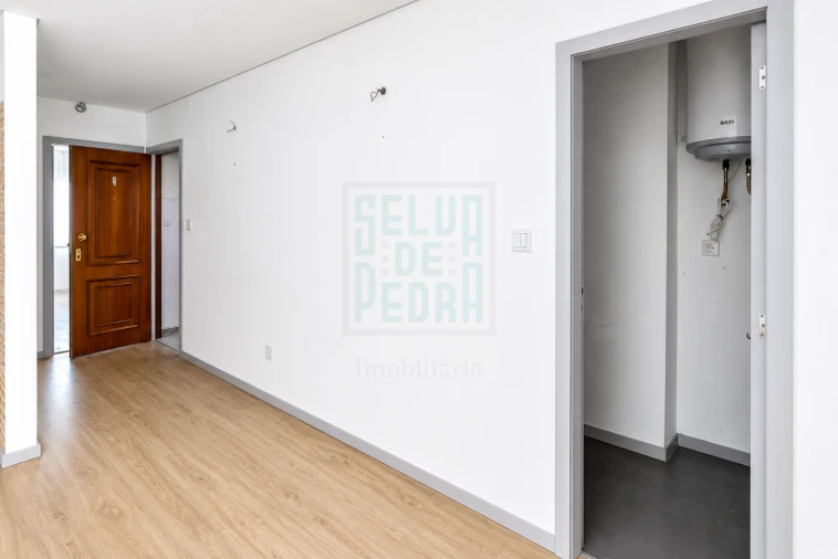 Apartamento T2 para Venda em Rio Tinto Foto 9