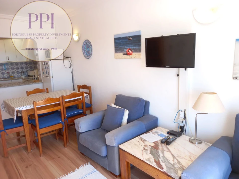 Apartamento T2 para Venda em Budens Foto 4