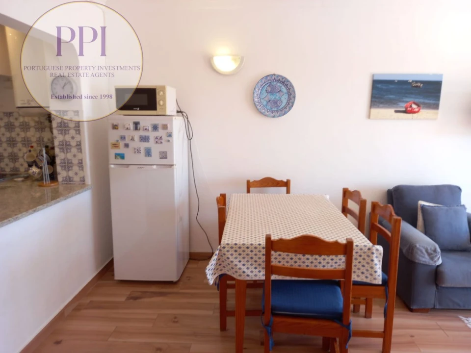 Apartamento T2 para Venda em Budens Foto 6
