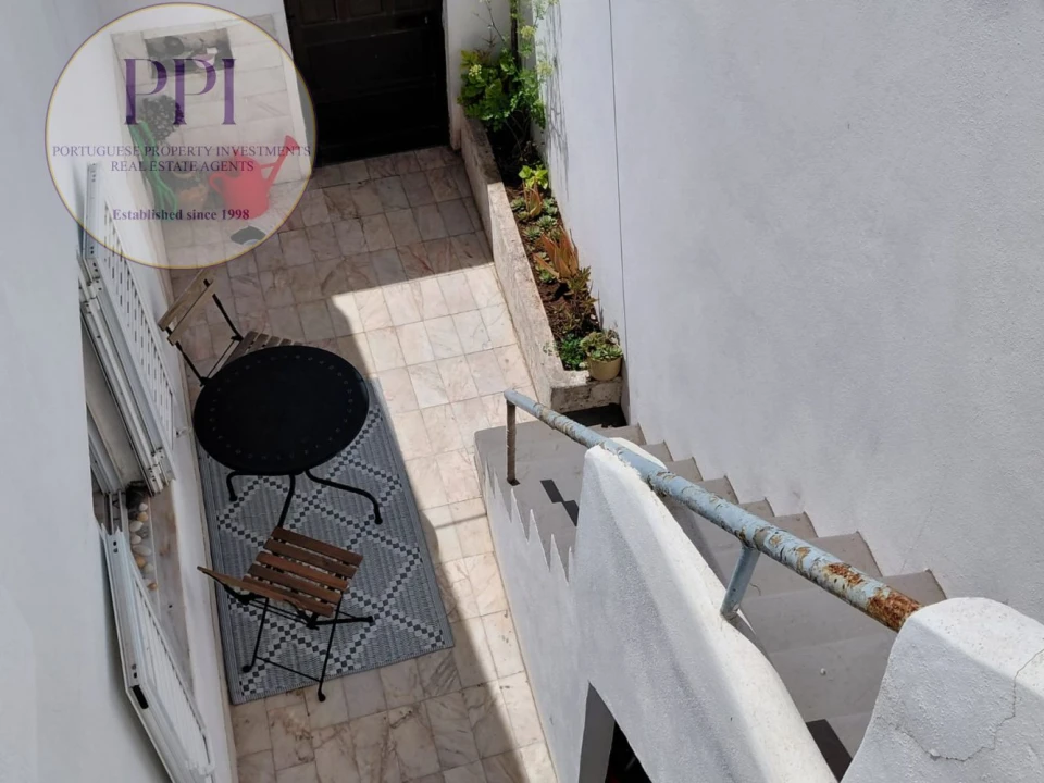 Moradia T2 para Venda em Budens Foto 18