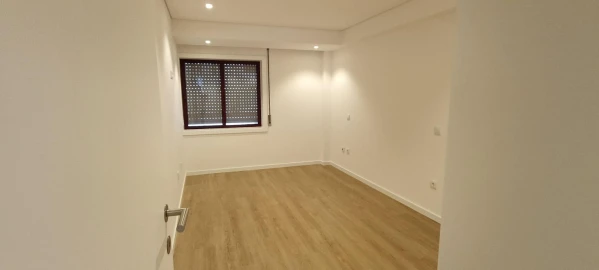 Apartamento T2 para Venda em Glória e Vera Cruz