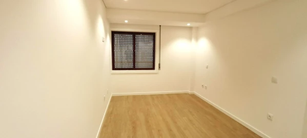 Apartamento T2 para Venda em Glória e Vera Cruz
