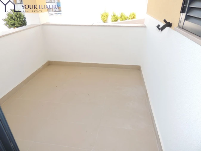 Moradia T3 para Venda em Mina de Água Foto 45