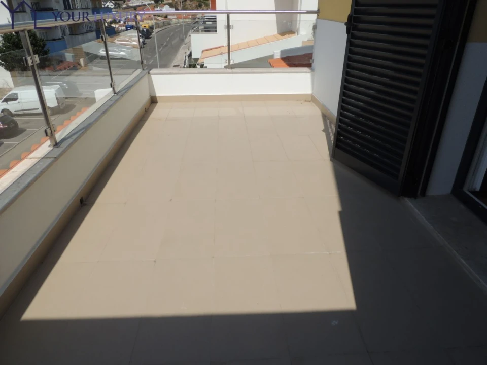 Moradia T3 para Venda em Mina de Água Foto 37