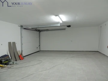 Moradia T4 para Venda em Pontinha e Famões