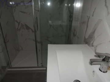 Moradia T4 para Venda em Pontinha e Famões