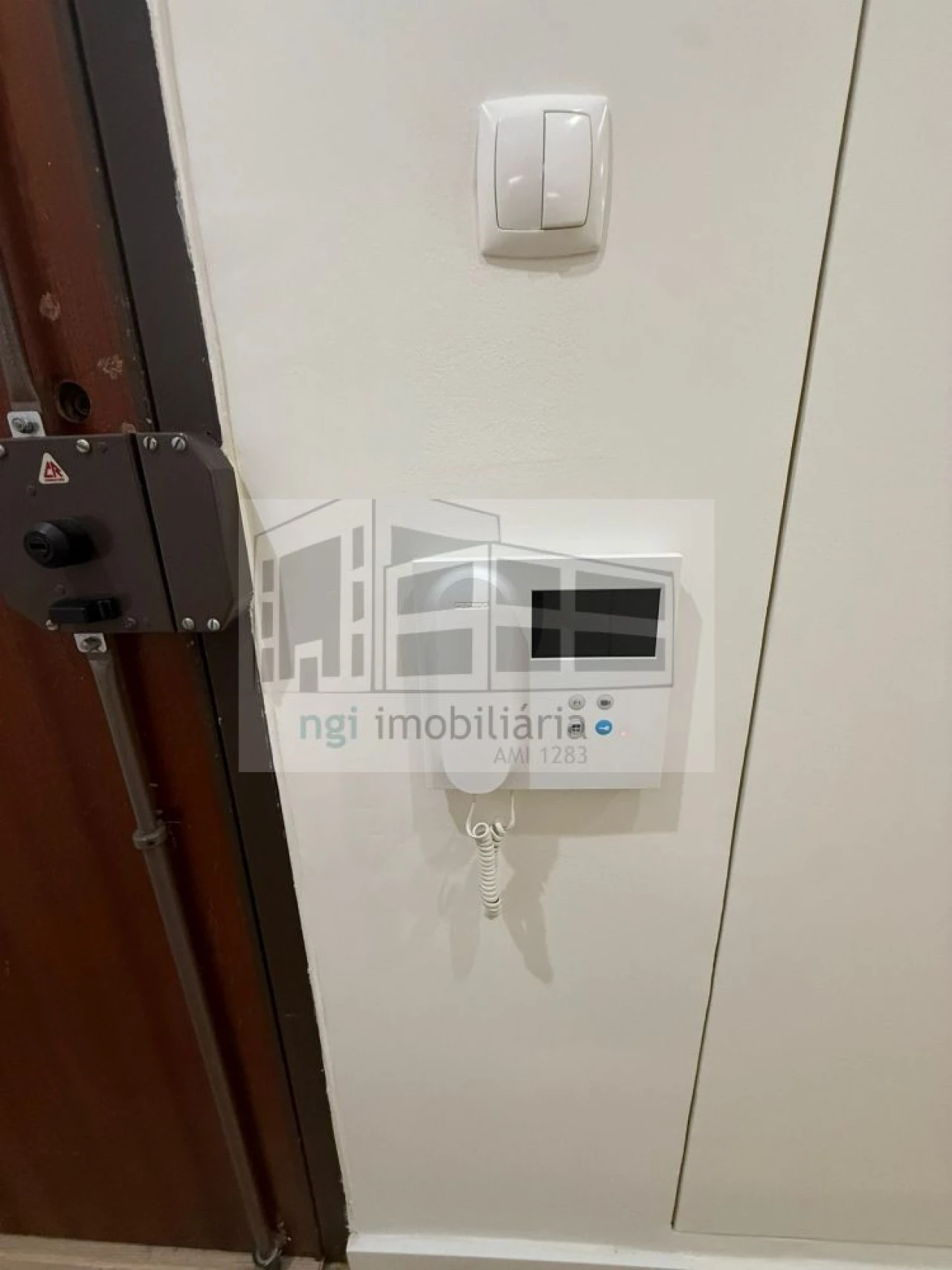 Apartamento T2 para Arrendamento em Benfica Foto 19
