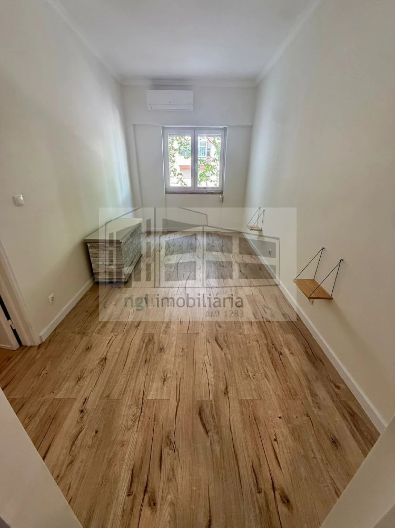 Apartamento T2 para Arrendamento em Benfica Foto 14