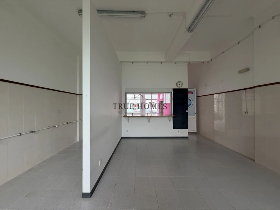Loja para Venda em Corroios Foto 10
