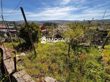 Terreno para Venda em Golães