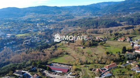 Terreno para Venda em Arco de Baúlhe e Vila Nune