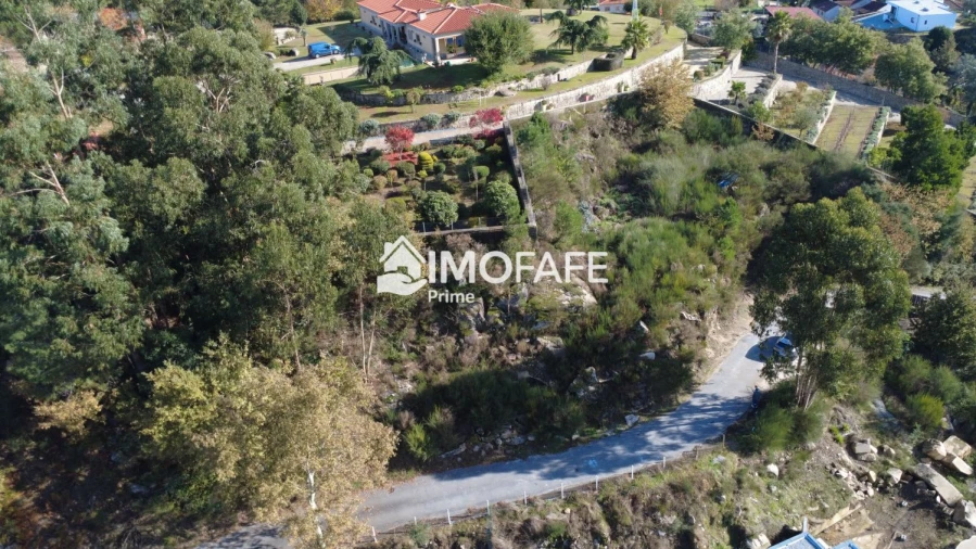Terreno para Venda em Arco de Baúlhe e Vila Nune Foto 14