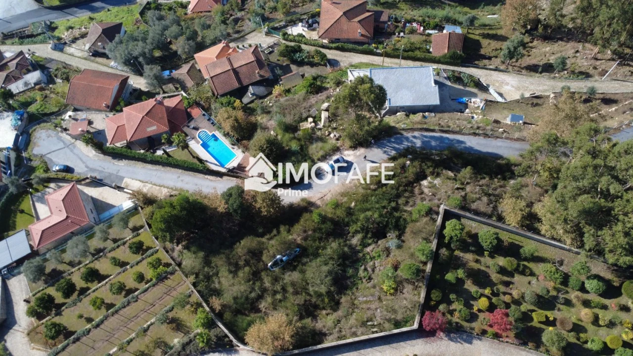 Terreno para Venda em Arco de Baúlhe e Vila Nune Foto 20