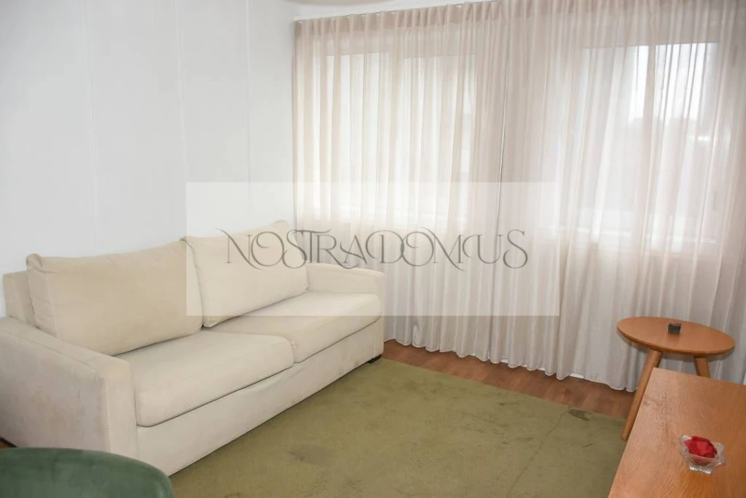 Apartamento T1 para Venda em Cedofeita, Santo Ildefonso, Sé, Miragaia, São Nicolau e Vitória Foto 4