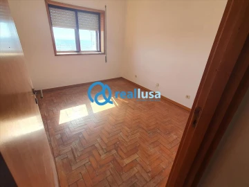 Apartamento T3 para Venda em Vilar de Andorinho