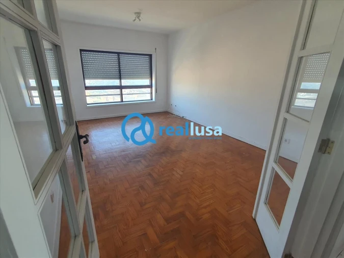 Apartamento T3 para Venda em Vilar de Andorinho