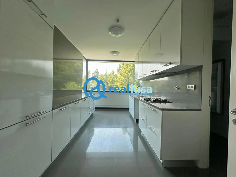 Apartamento T4 para Venda em Mafamude e Vilar do Paraíso Foto 4