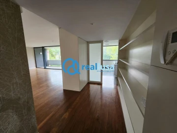 Apartamento T4 para Venda em Mafamude e Vilar do Paraíso
