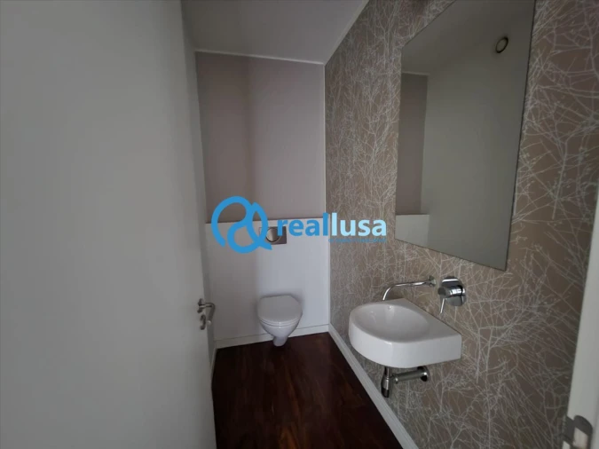 Apartamento T4 para Venda em Mafamude e Vilar do Paraíso Foto 13
