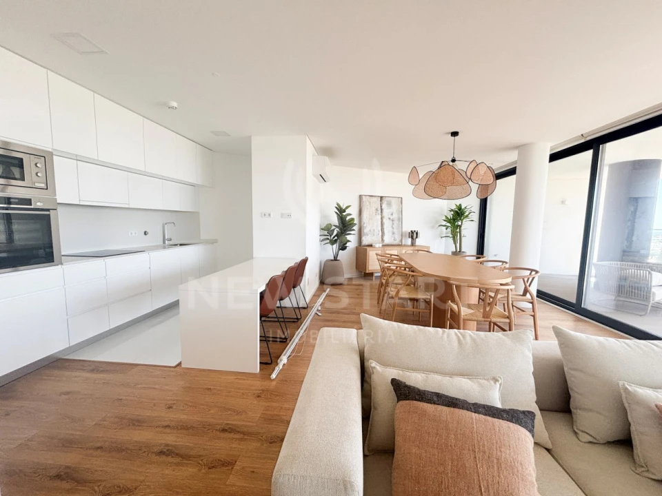 Apartamento T2 para Venda em Olhão Foto 3