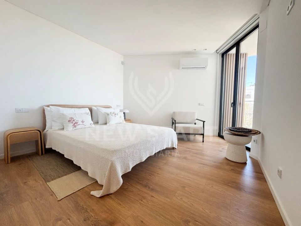 Apartamento T2 para Venda em Olhão Foto 12
