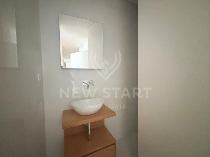 Apartamento T2 para Venda em Olhão Foto 5