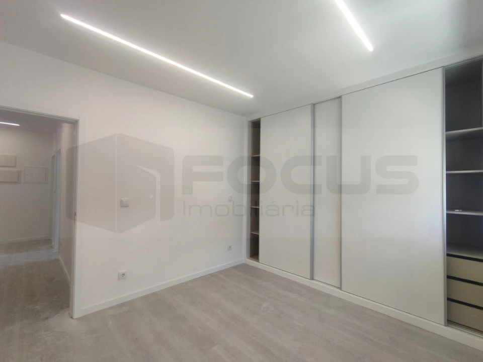 Moradia T4 para Venda em Santo Andre de Vagos Foto 10