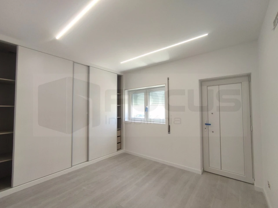 Moradia T4 para Venda em Santo Andre de Vagos Foto 14