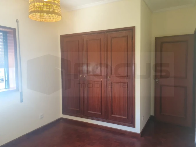 Apartamento T2 para Arrendamento em Glória e Vera Cruz Foto 7