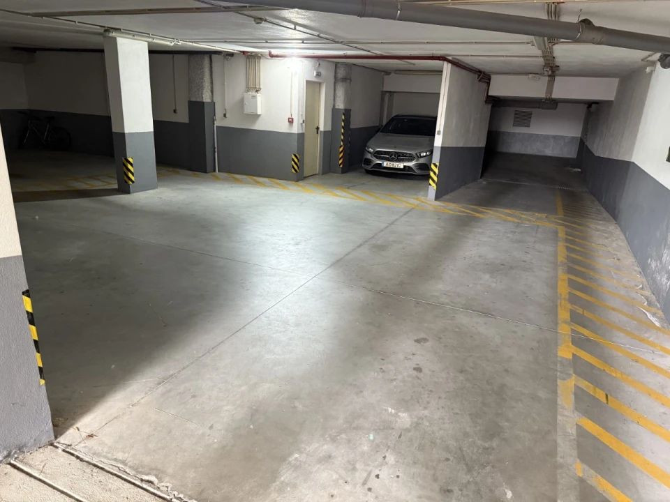 Negócio para Arrendamento em Paranhos Foto 4