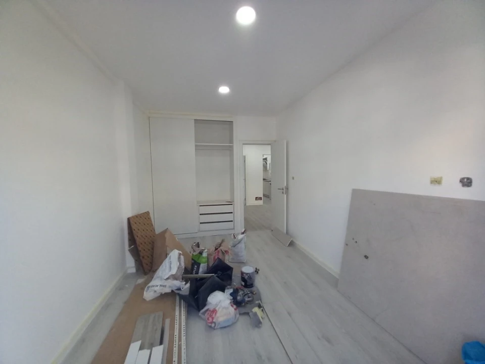 Apartamento T3 para Venda em Costa da Caparica Foto 17