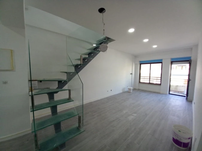 Apartamento T3 para Venda em Costa da Caparica Foto 26
