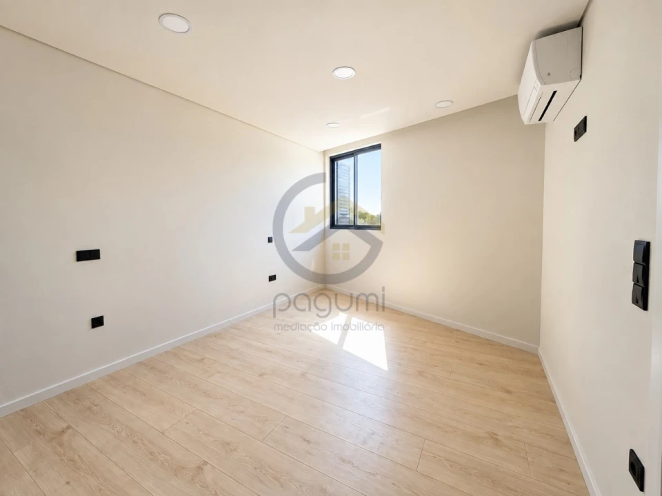 Apartamento T4 para Venda em Gondomar (São Cosme), Valbom e Jovim Foto 6
