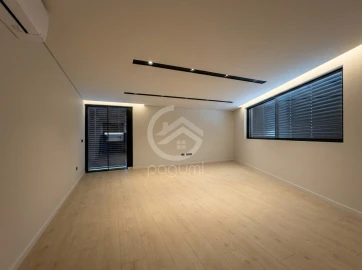 Apartamento T4 para Venda em Gondomar (São Cosme), Valbom e Jovim