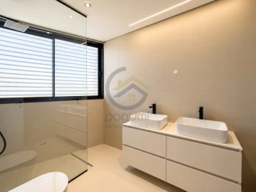 Apartamento T4 para Venda em Gondomar (São Cosme), Valbom e Jovim