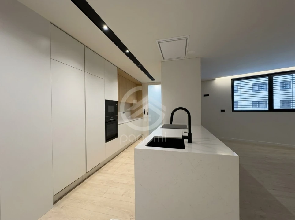 Apartamento T3 para Venda em Gondomar (São Cosme), Valbom e Jovim Foto 1