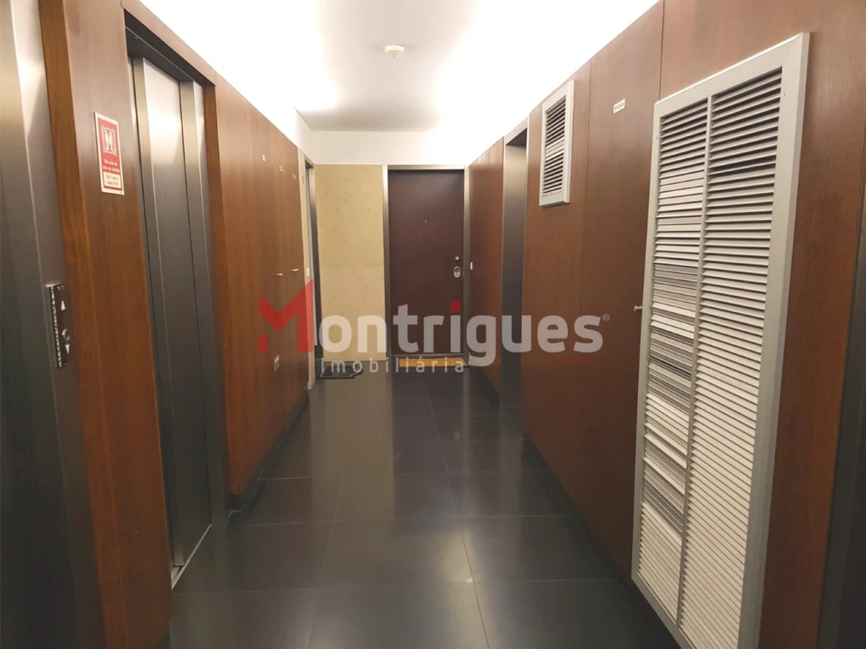Apartamento T1 para Arrendamento em Parque das Nações Foto 20