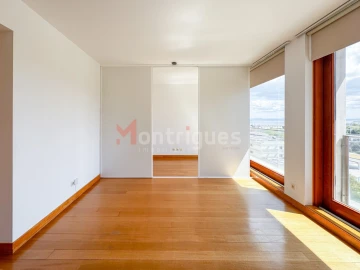 Apartamento T1 para Arrendamento em Parque das Nações