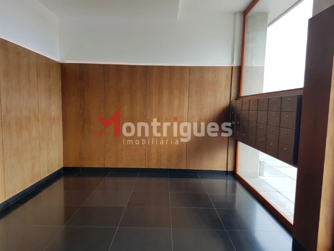 Apartamento T1 para Arrendamento em Parque das Nações Foto 21