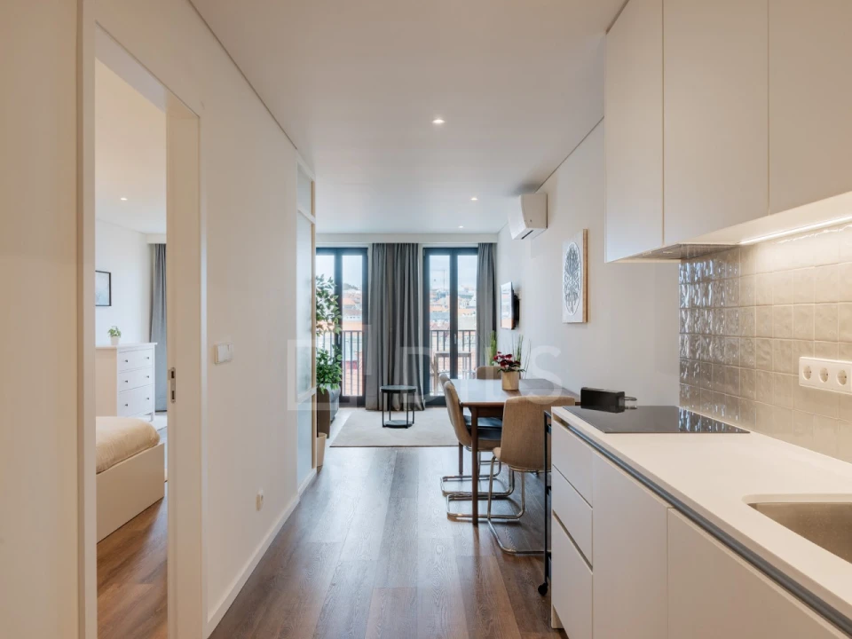 Apartamento T2 para Venda em Cedofeita, Santo Ildefonso, Sé, Miragaia, São Nicolau e Vitória Foto 1