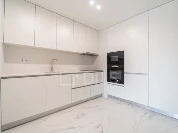 Apartamento T1 para Venda em Cidade da Maia